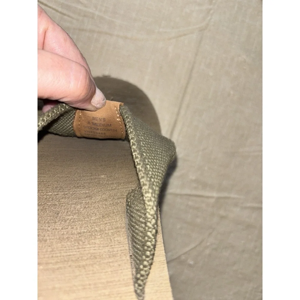 L.L. Bean men's flip-flops 8 Medium Summer Gym Cruise Beach